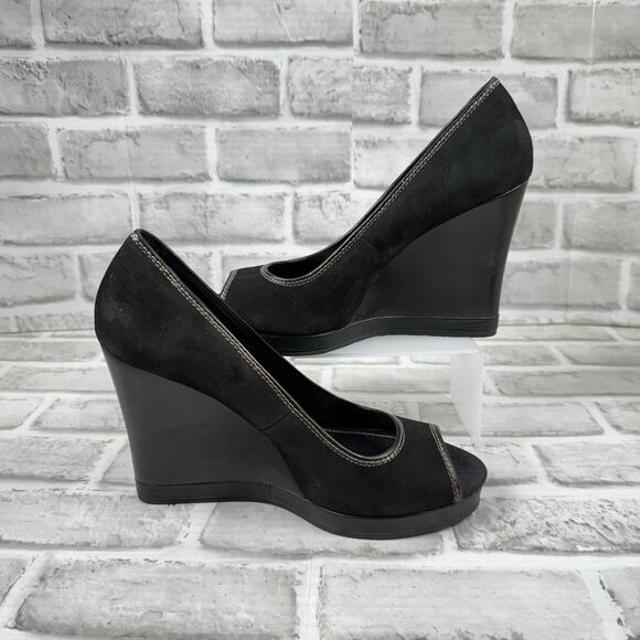 Coach Tabby Peep Toe  Classic Coach Logo Heels Pumps Size 8.5 Wood Wedge - Picture 2 of 10